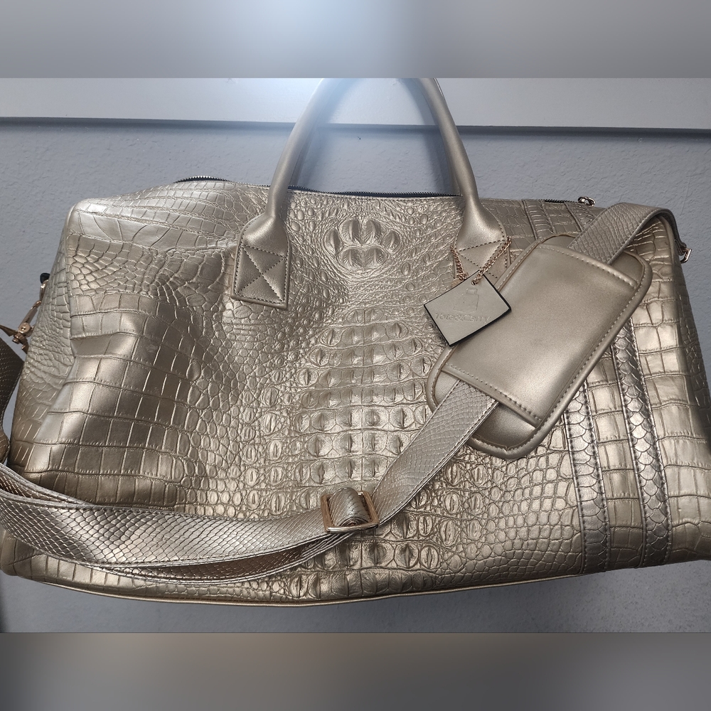 Tote&Carry Statement Weekender Duffle Bag GOLD